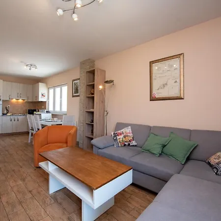 Traveler * Спліт