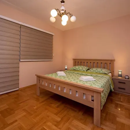 Traveler * Спліт