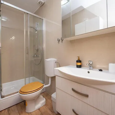 Апартаменти Traveler *