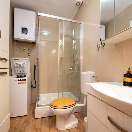 Traveler Apartment *