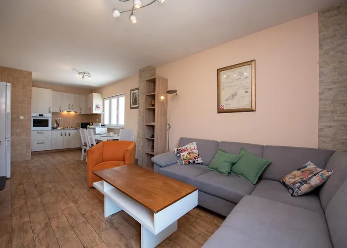 Traveler * ספליט