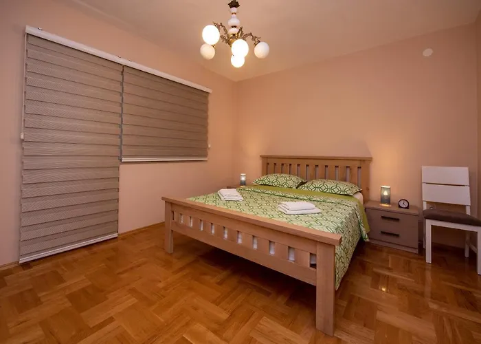 Traveler * ספליט